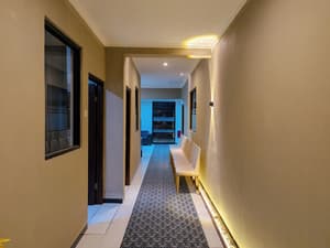 thumbnail: Hallway