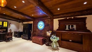 thumbnail: Reception