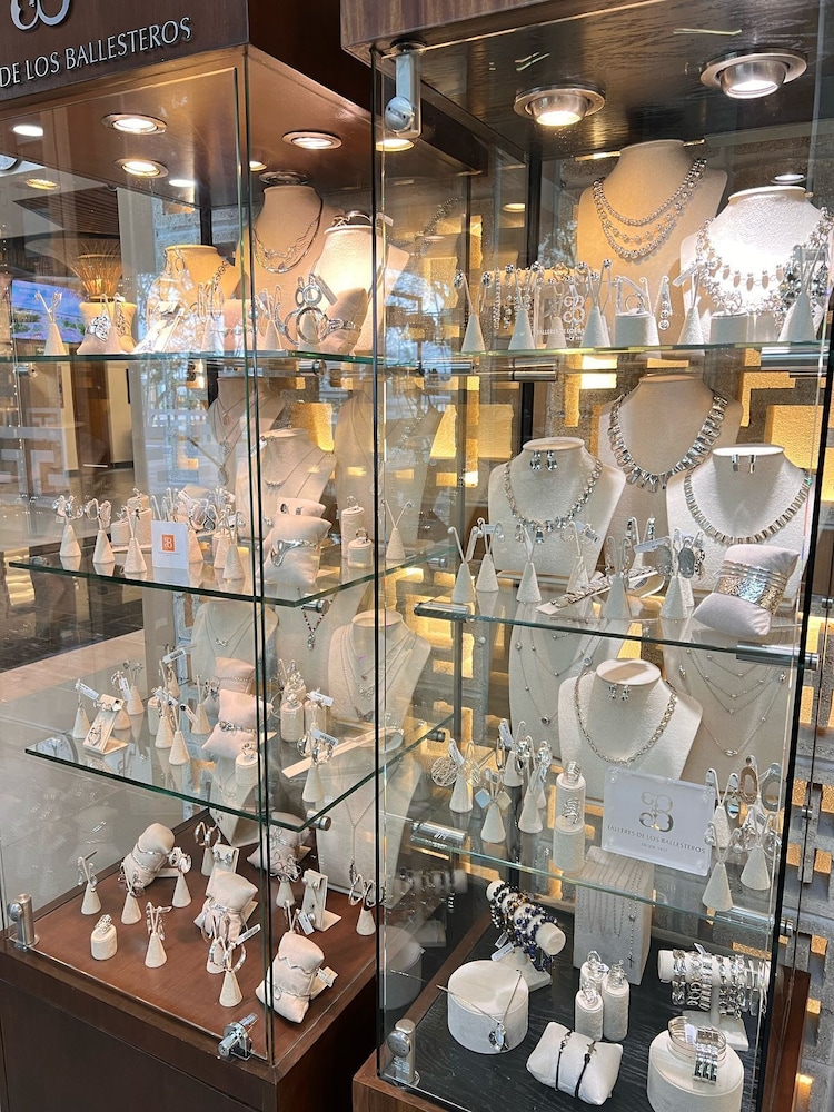 Gift shop