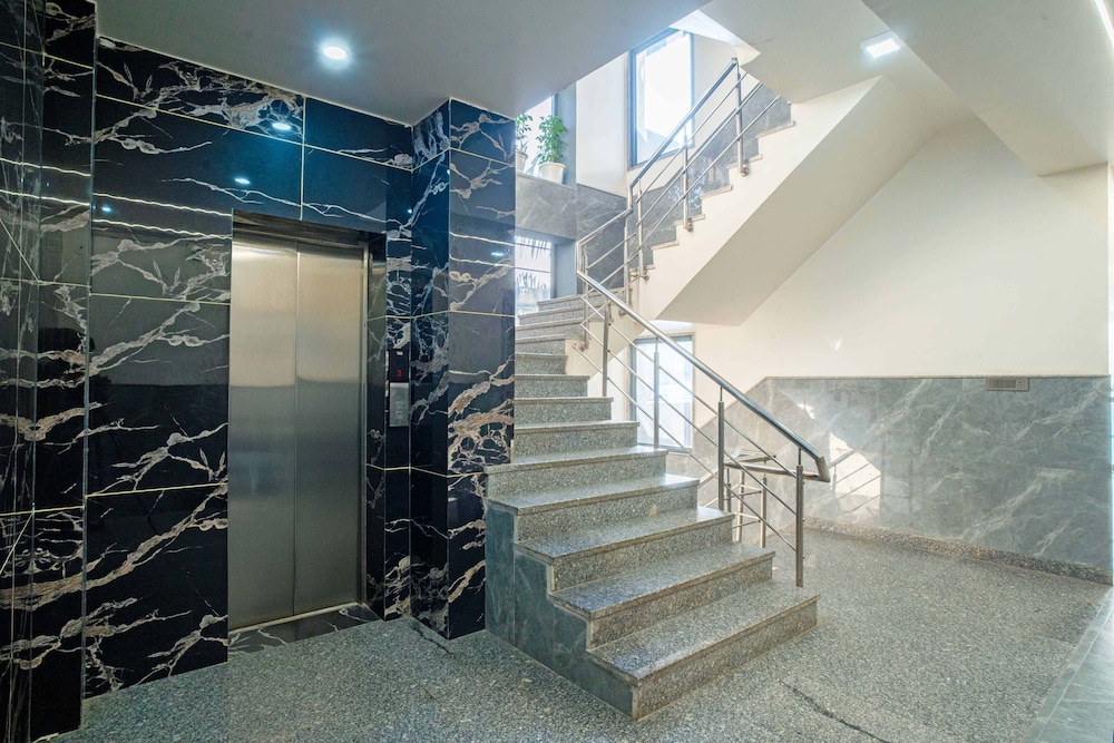 Elevator