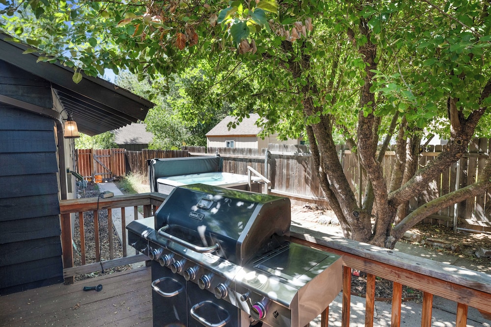 BBQ/picnic area