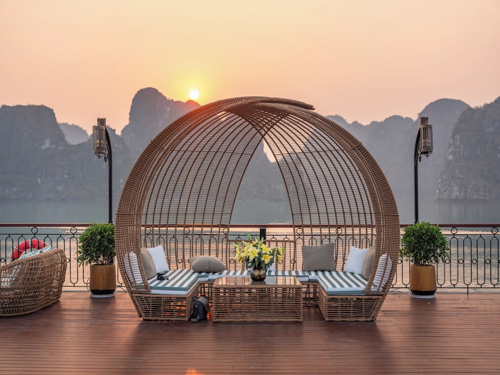 Sundeck