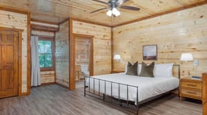 thumbnail: Interior