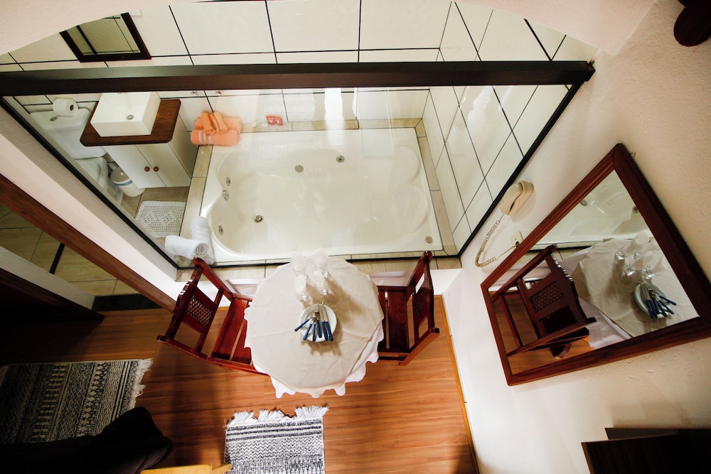 Jetted tub