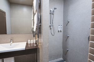 thumbnail: Bathroom