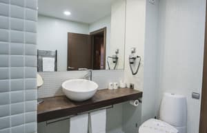 thumbnail: Bathroom