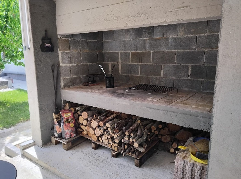 BBQ/picnic area