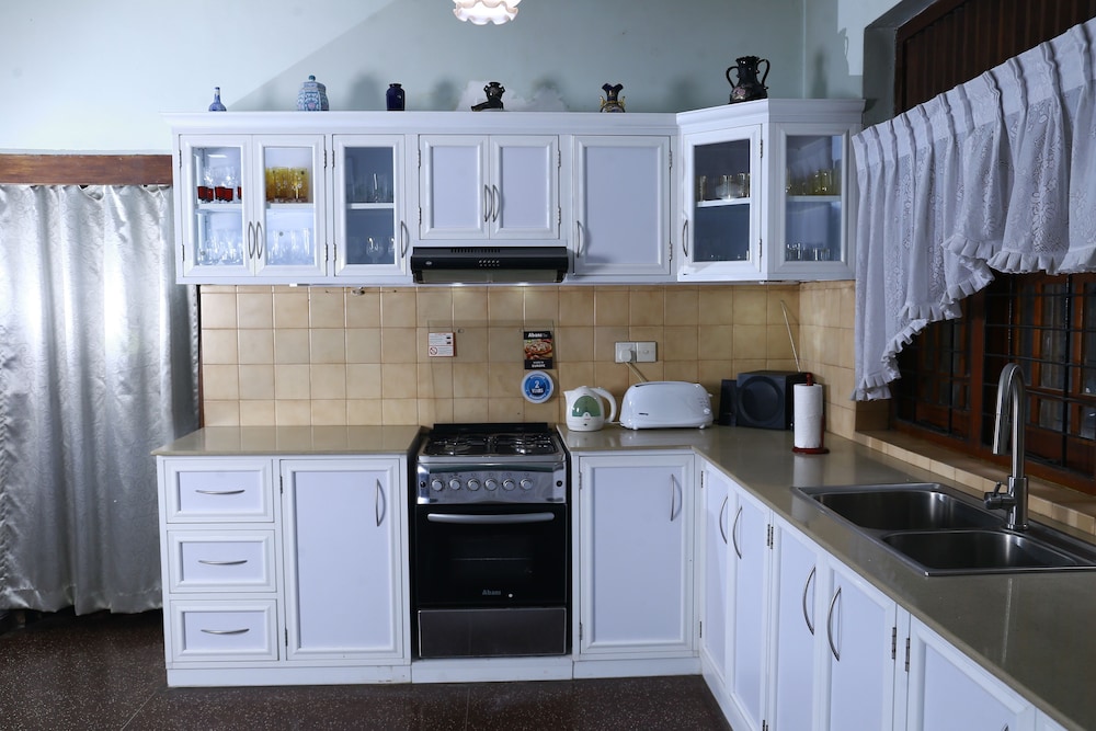 Shared kitchen facilities