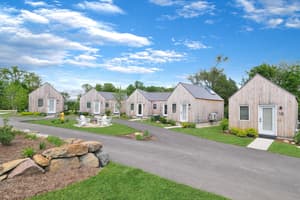 thumbnail: Exterior