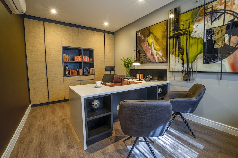 In-room business center