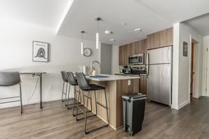 thumbnail: In-room dining