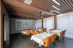 thumbnail: Dining room