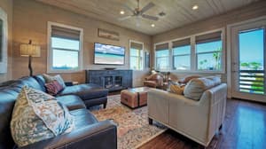 thumbnail: Interior