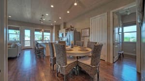 thumbnail: Interior