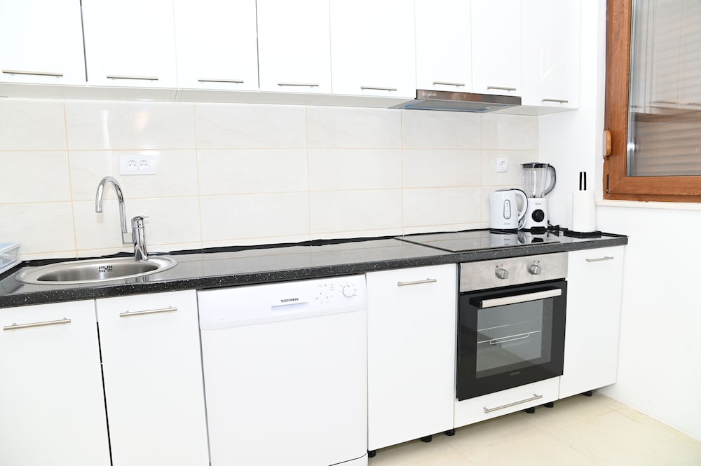 Shared kitchen facilities
