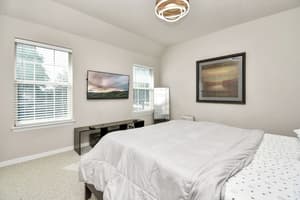 thumbnail: In-room dining