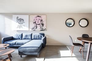 thumbnail: Interior