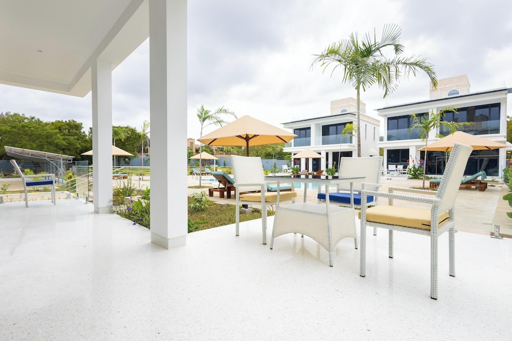 Sundeck