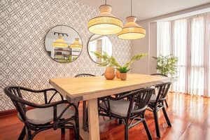 thumbnail: In-room dining