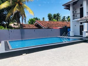 thumbnail: Pool