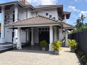 thumbnail: Exterior