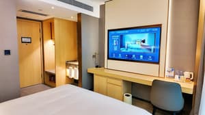 thumbnail: Room