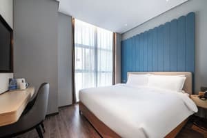 thumbnail: Room