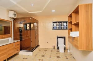 thumbnail: Bathroom