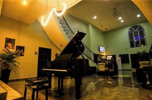 thumbnail: Interior