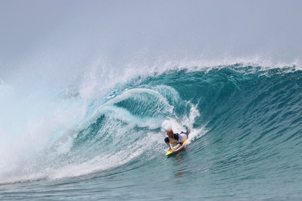 Surfing/boogie boarding