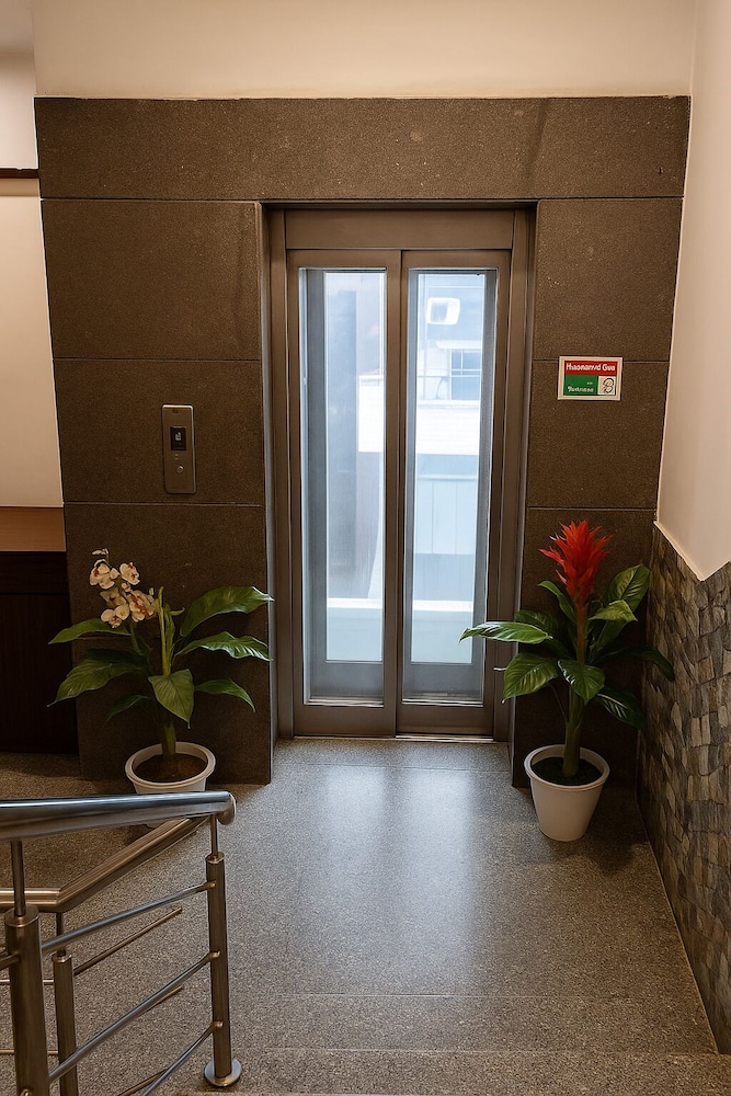 Elevator