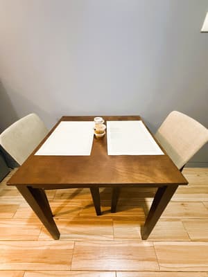 thumbnail: In-room dining