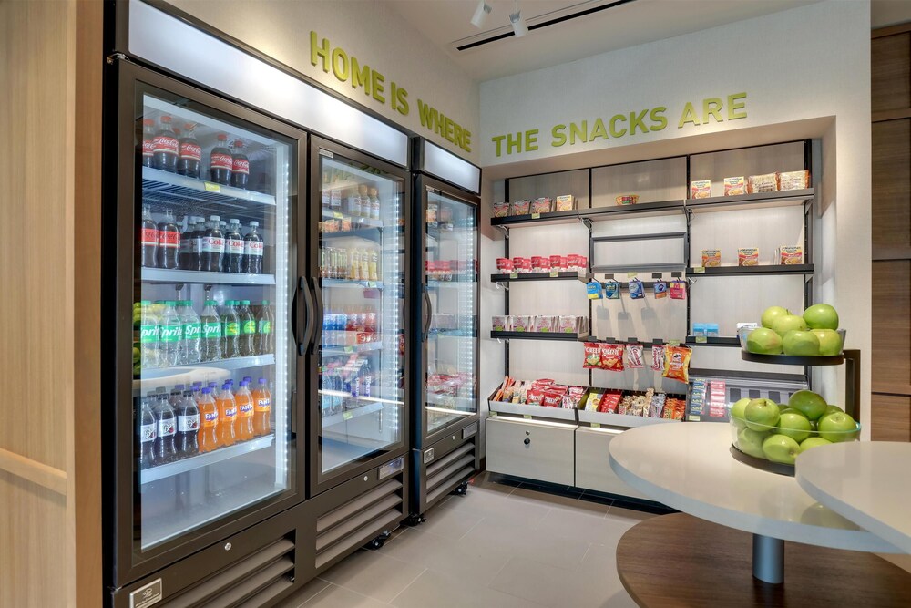 Snack bar