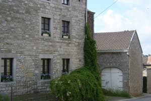 thumbnail: Exterior