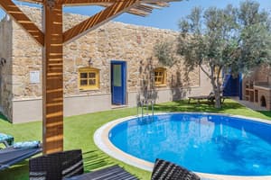 thumbnail: Pool