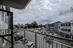 thumbnail: Exterior