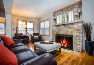 Huemanns Haven Spacious 3 BR Close to Downtown
