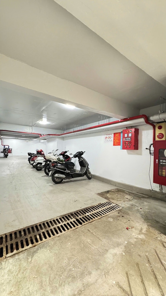 Wheelchair accessible van parking