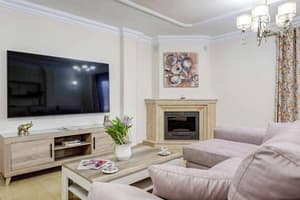 thumbnail: Interior