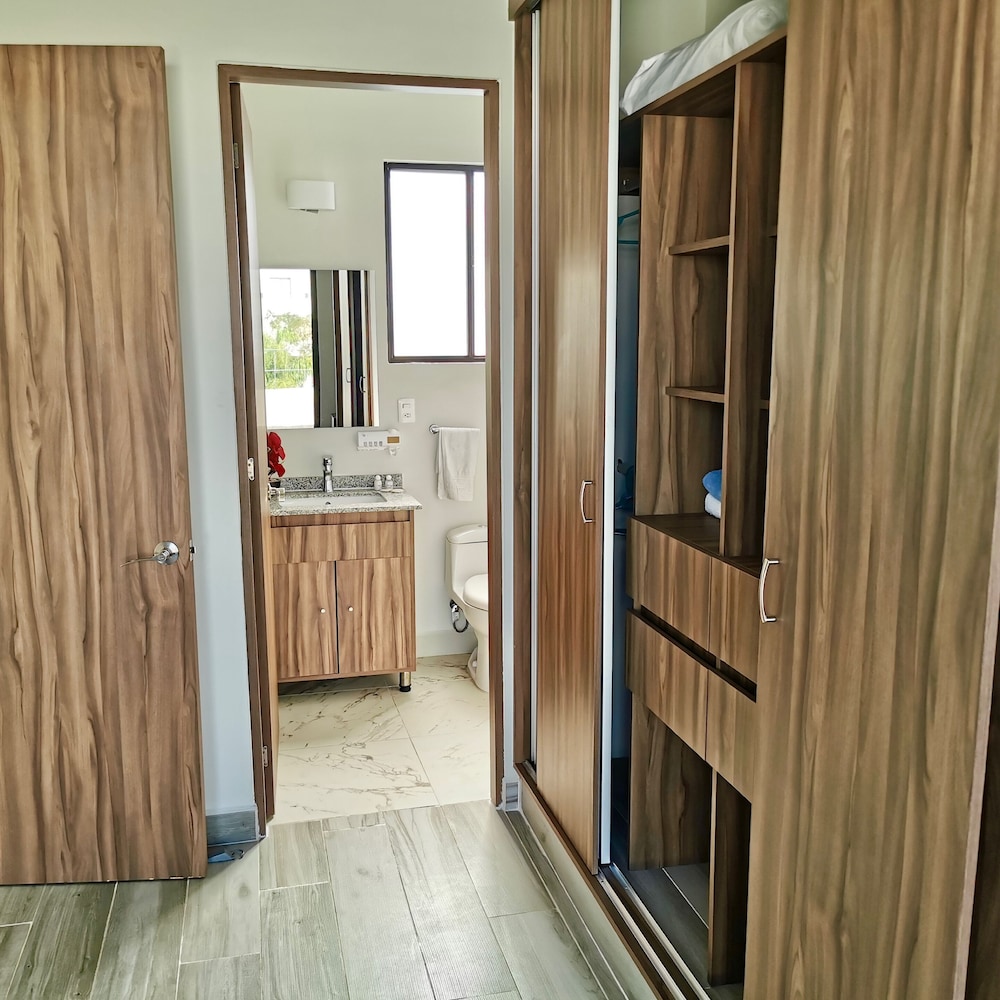 Bathroom shower