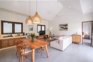 thumbnail: In-room dining