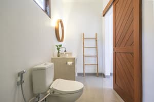 thumbnail: Bathroom