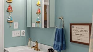 thumbnail: Interior
