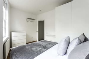 thumbnail: Interior