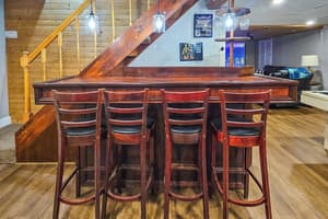 thumbnail: Interior