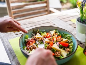 thumbnail: Dining