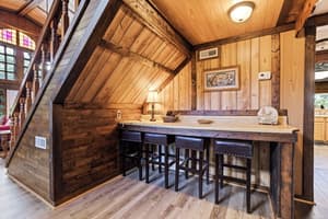 thumbnail: In-room dining