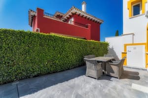 thumbnail: Terrace/patio