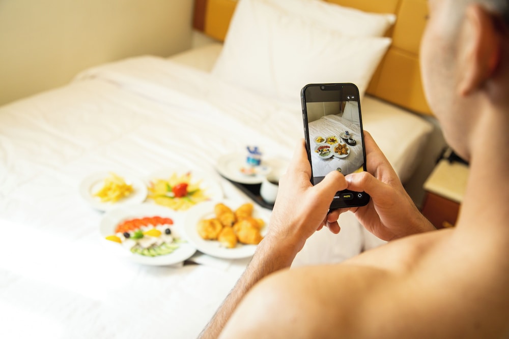 Room service - dining