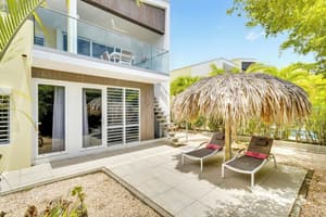 thumbnail: Terrace/patio